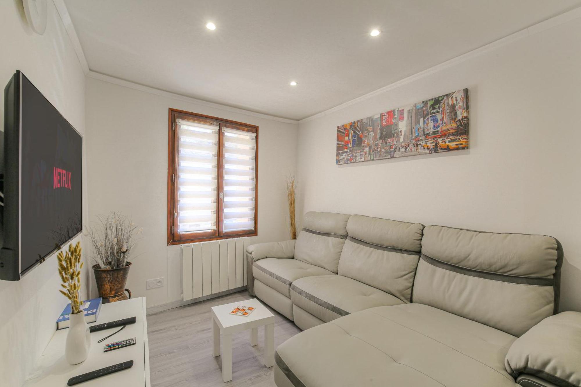 La Suite Neuvilloise Neuville-sur-Saone Luaran gambar
